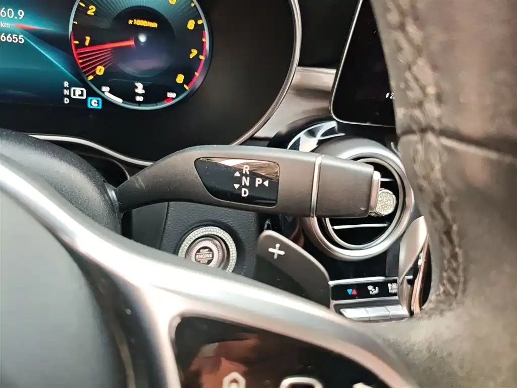 Mercedes-Benz GLC 2020 Facelift GLC 260 L 4MATIC Dynamic фото 11