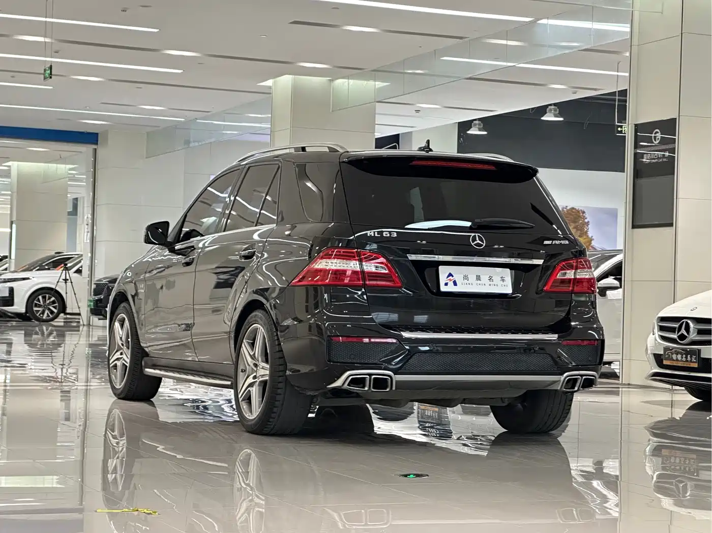 Mercedes-Benz M-Class AMG 2014 AMG ML 63 фото 6