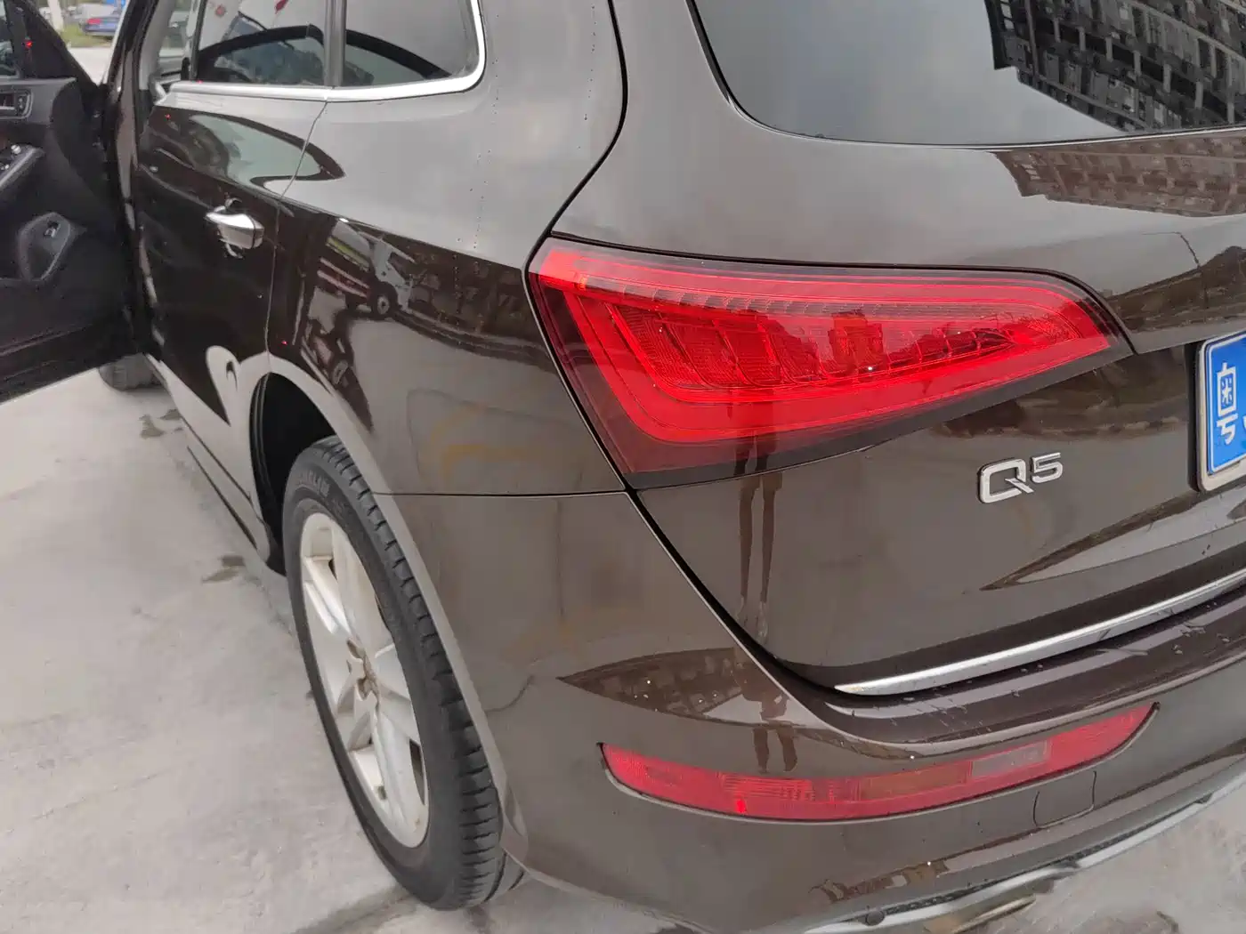 AUDI Q5
