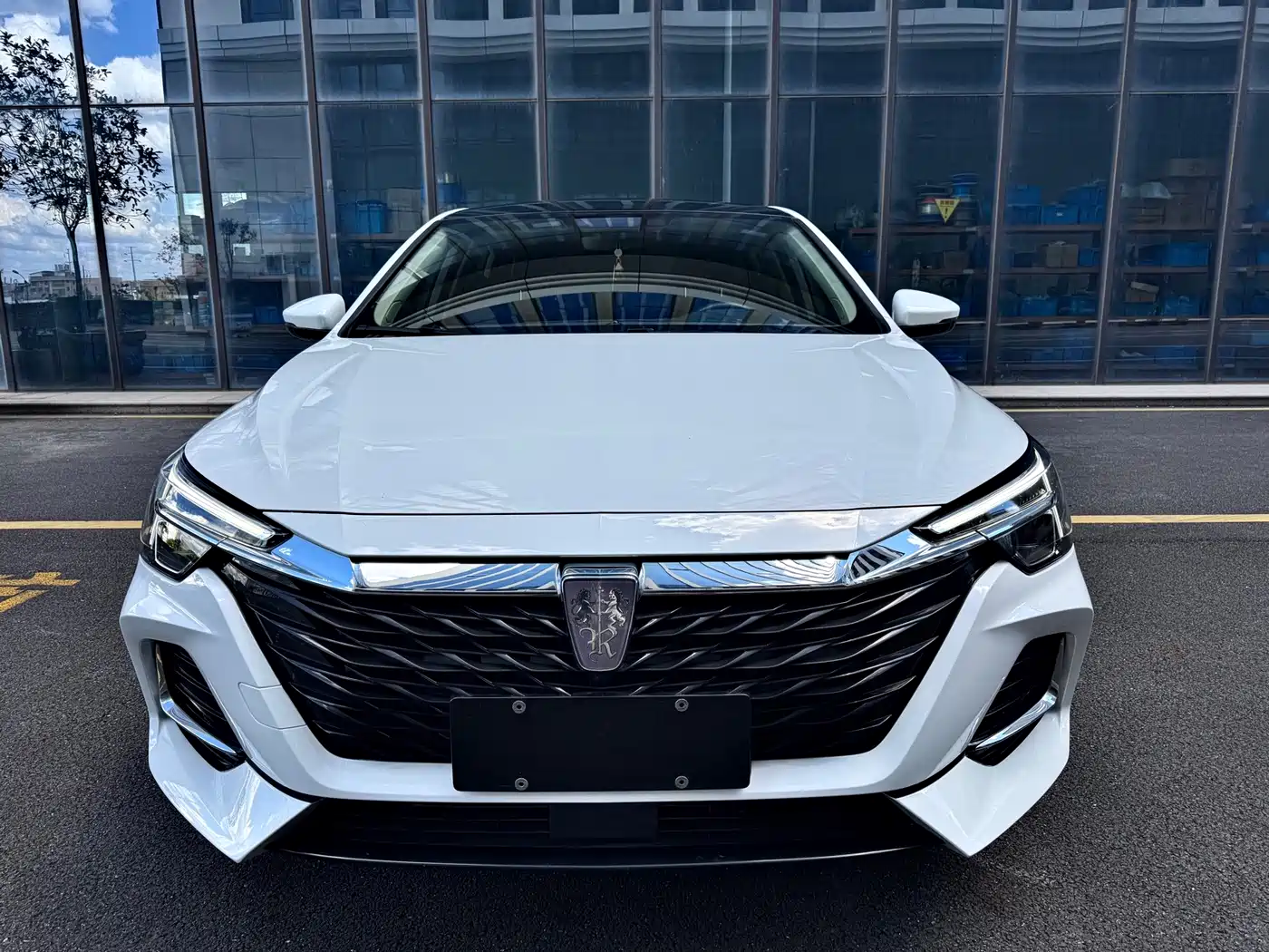 Roewe i6 MAX EV 2023 2023 EV 420 Sunroof Special Edition