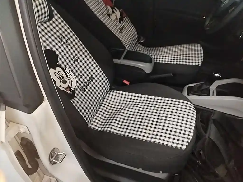 Škoda Fabia 2017 1.4L Auto Car Enjoy Edition фото 25