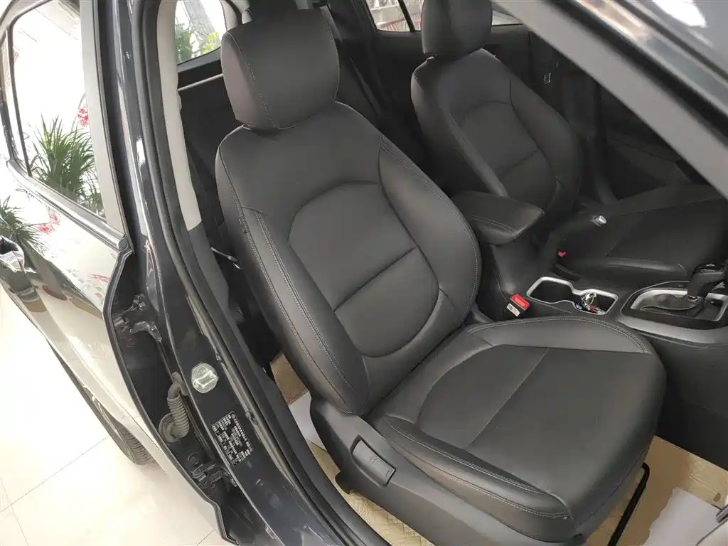 Hyundai Beijing Hyundai ix35 2019 2.0L Automatic 2WD Zhiyong·Smooth Enjoy China VI фото 25