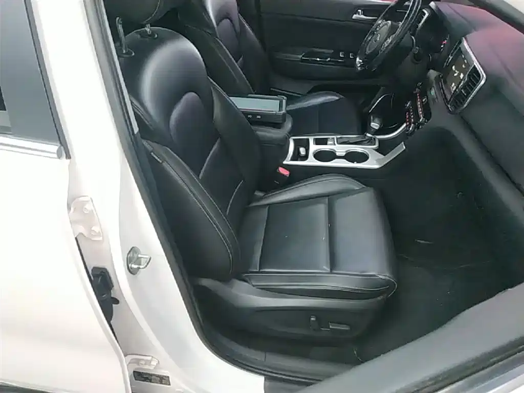 Kia KX5 2016 Model 1.6T Automatic 2WD DLX фото 25