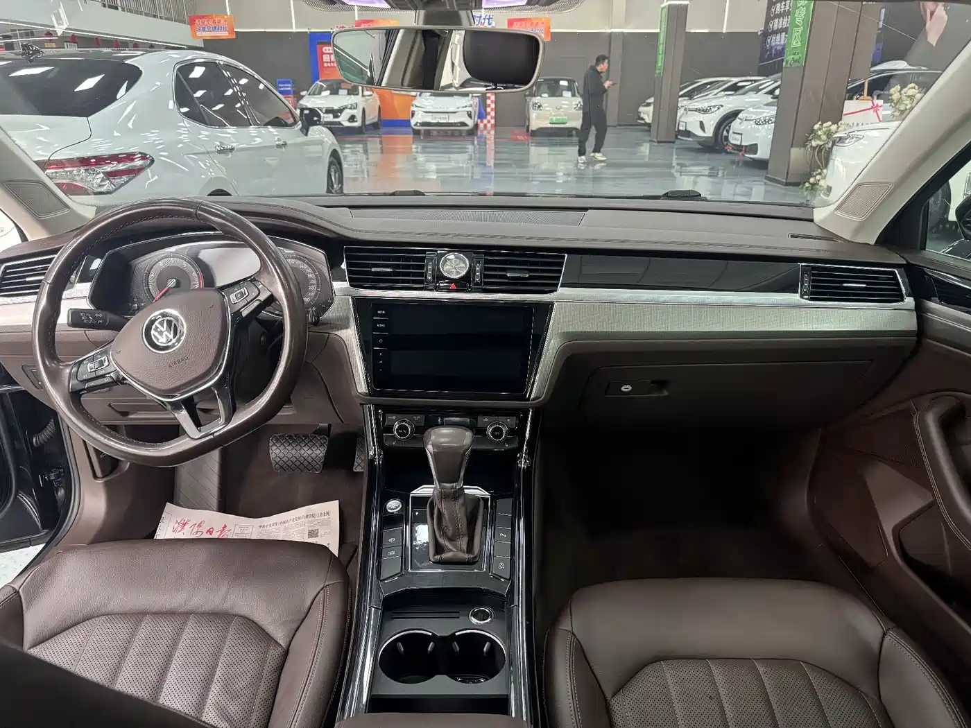 Volkswagen Phideon 2021 380TSI Luxury Edition фото 9