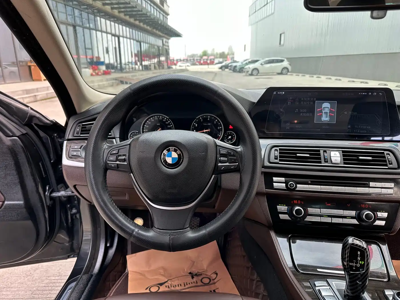 BMW 5 Series 2017 525Li Luxury Design Package фото 12