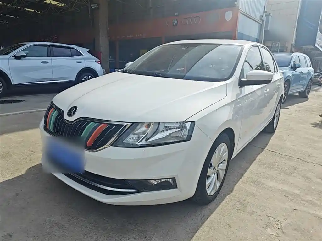 Škoda Rapid 2019 1.5L Automatic Comfort China V фото 2