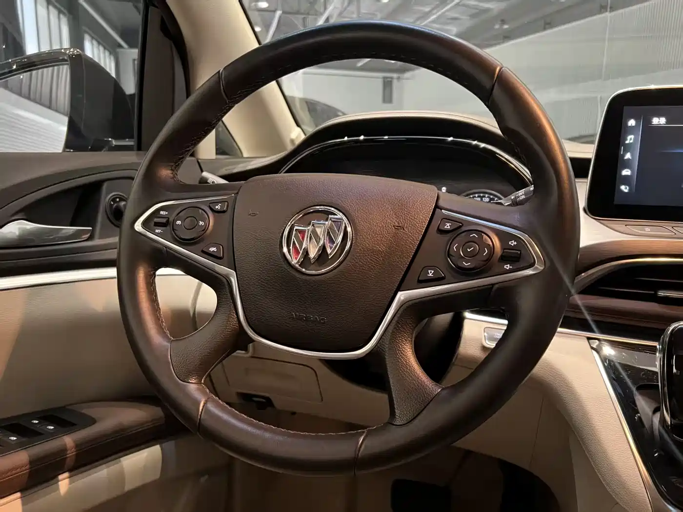 Buick GL8 2023 Land Business Class 652T Luxury фото 8