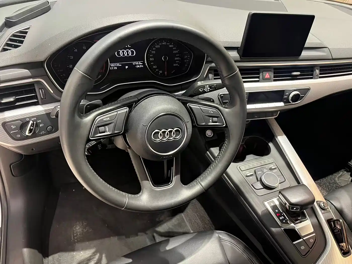 Audi A4L 2017 40 TFSI Fashion Edition фото 10