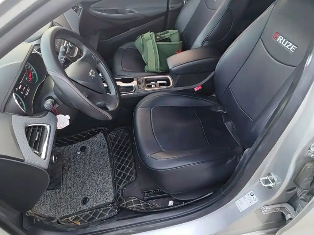 Chevrolet Cruze 2019 2018 Redline 320 Automatic Pioneer Edition
