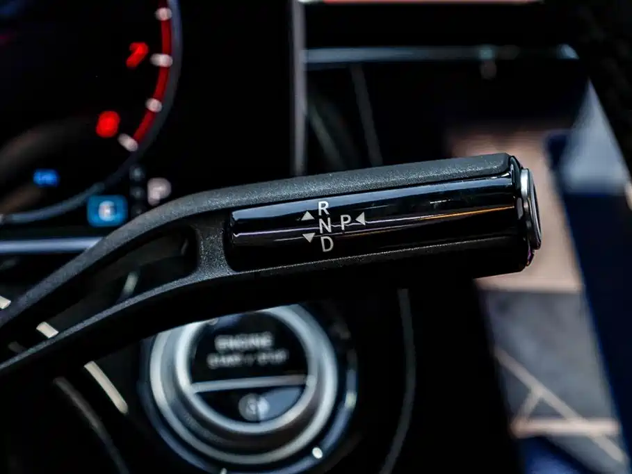 Mercedes-Benz E-Class 2025 Facelift E 300 L Luxury фото 30