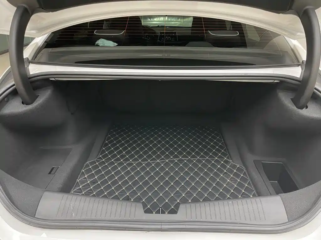 Cadillac CT4 2023 2022 28T Premium