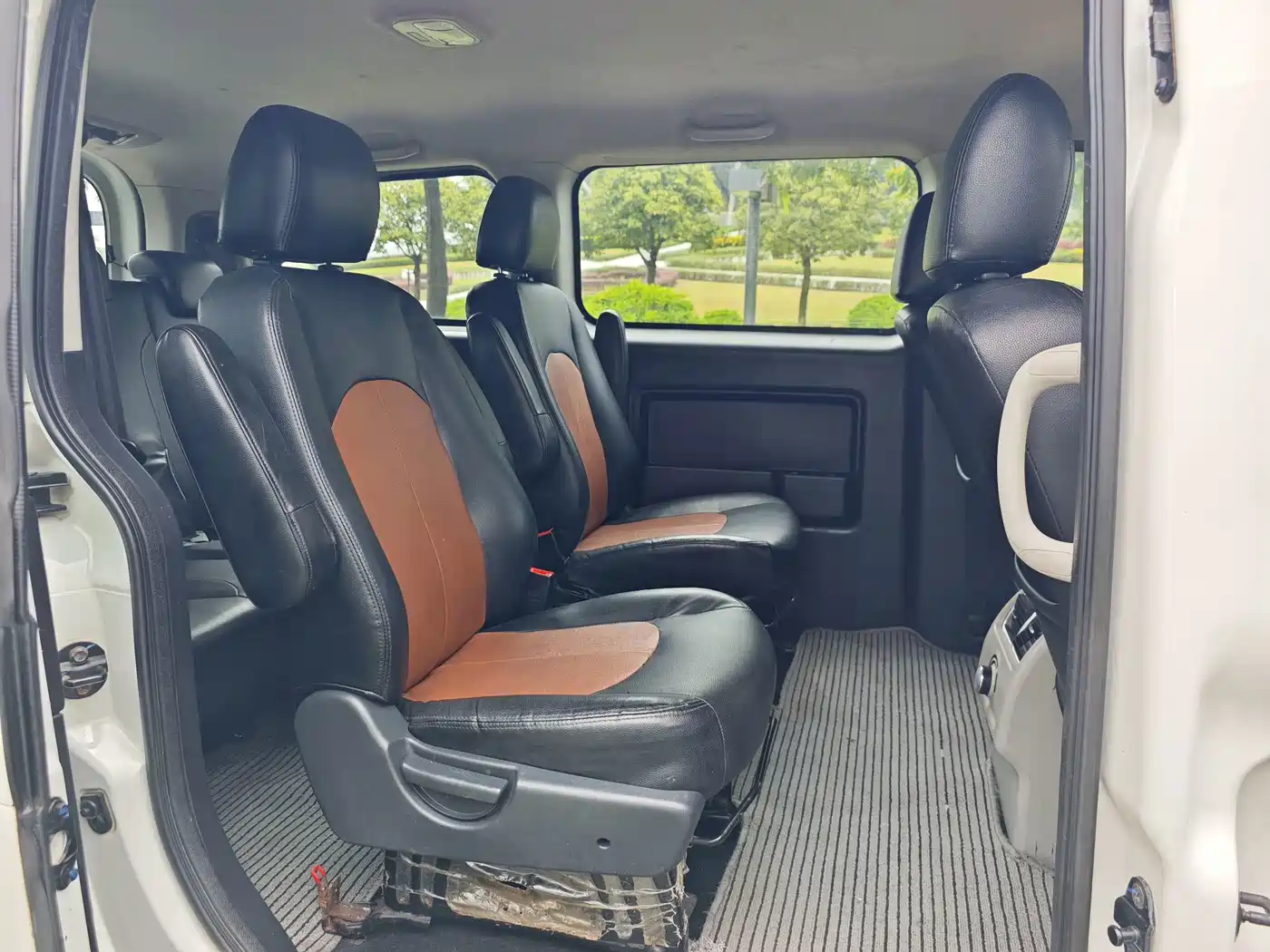 JAC Refine M3 2016 2015 Maker Edition 1.6L Luxury Smart