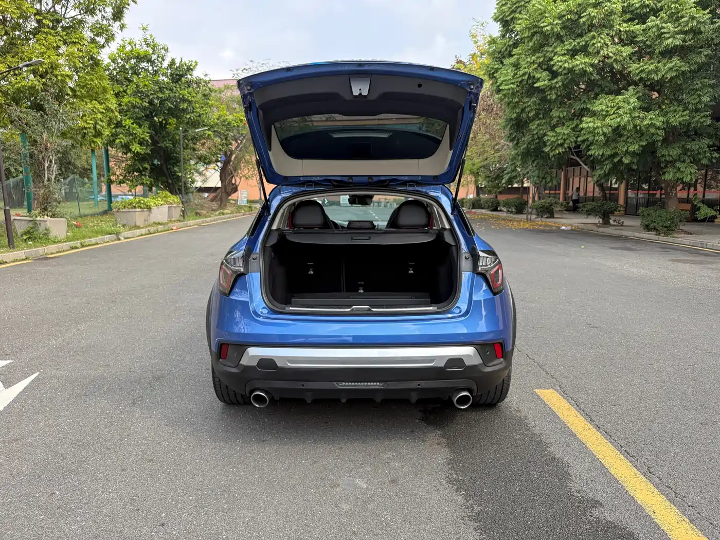 Lynk & Co 02 2018 2.0T DCT AWD Pro Edition China V фото 12