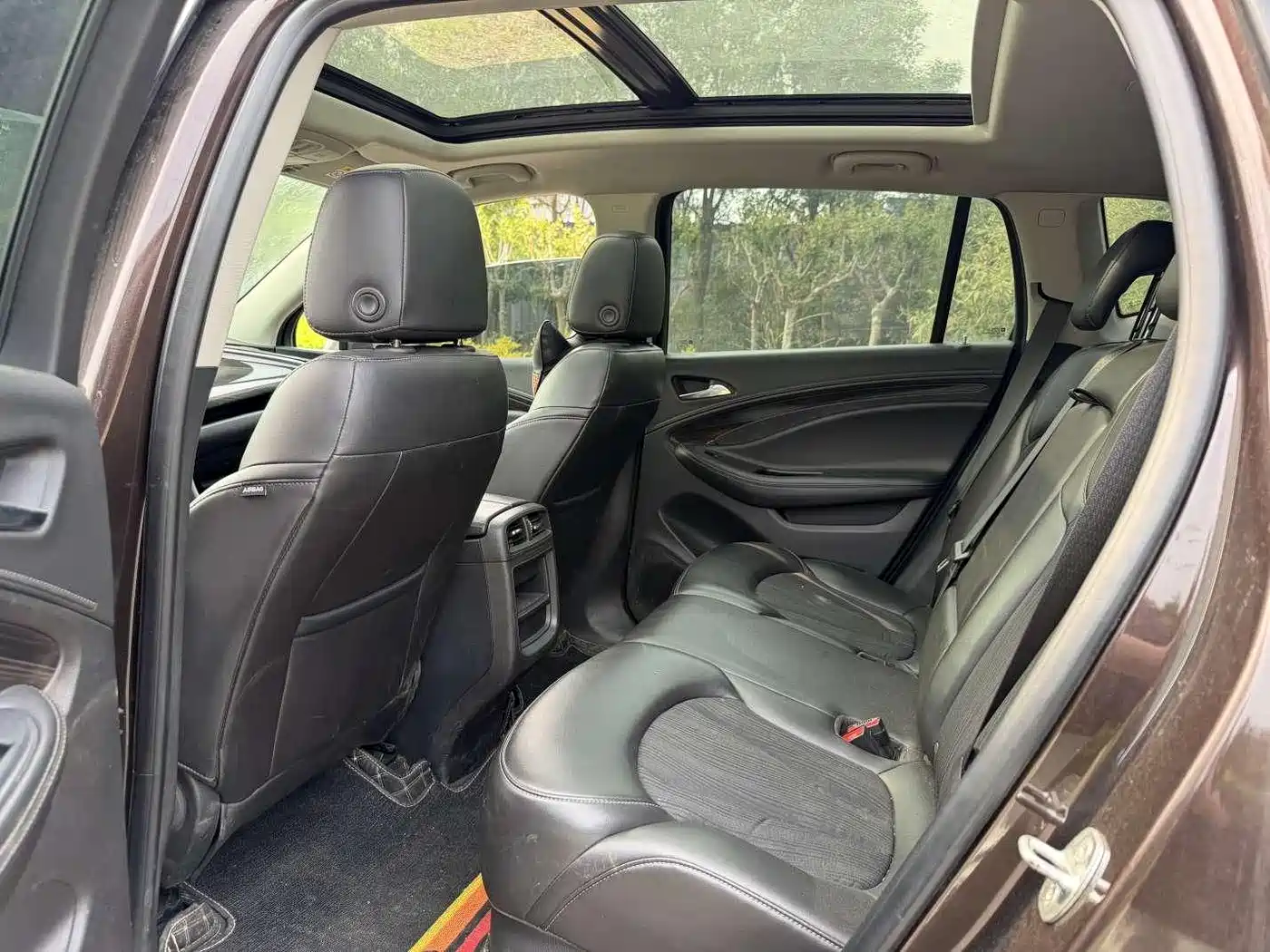 Buick Envision Plus 2020 20T FWD Leading фото 3