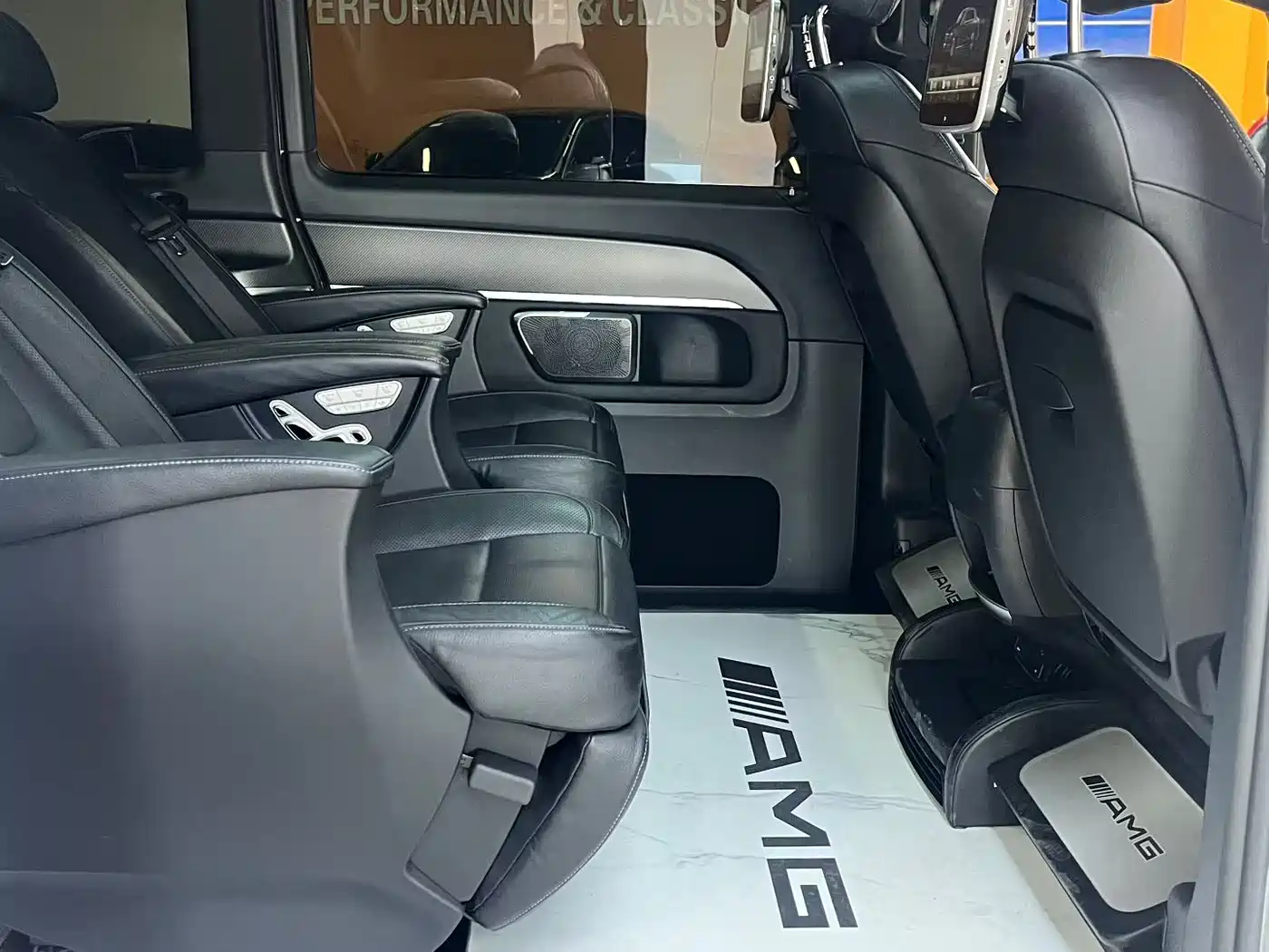 Mercedes-Benz V-Class 2018 V 260 AMG Sport Edition China V фото 6