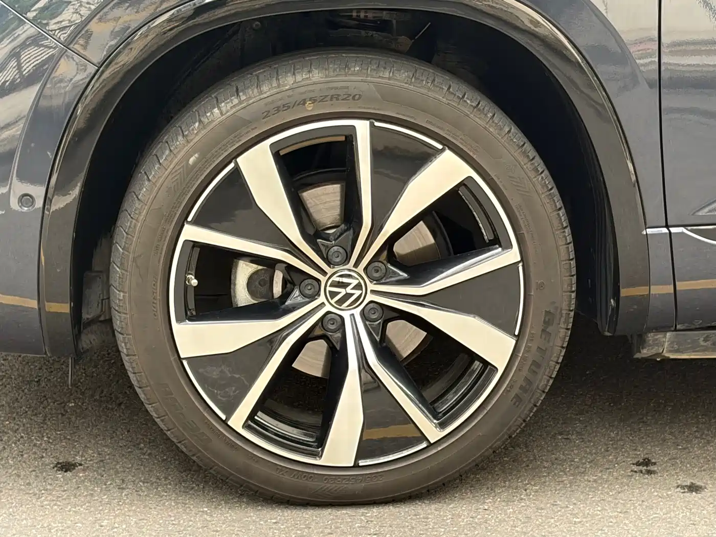 Volkswagen Tayron X 2023 330TSI 2WD Flagship Smart Edition фото 5