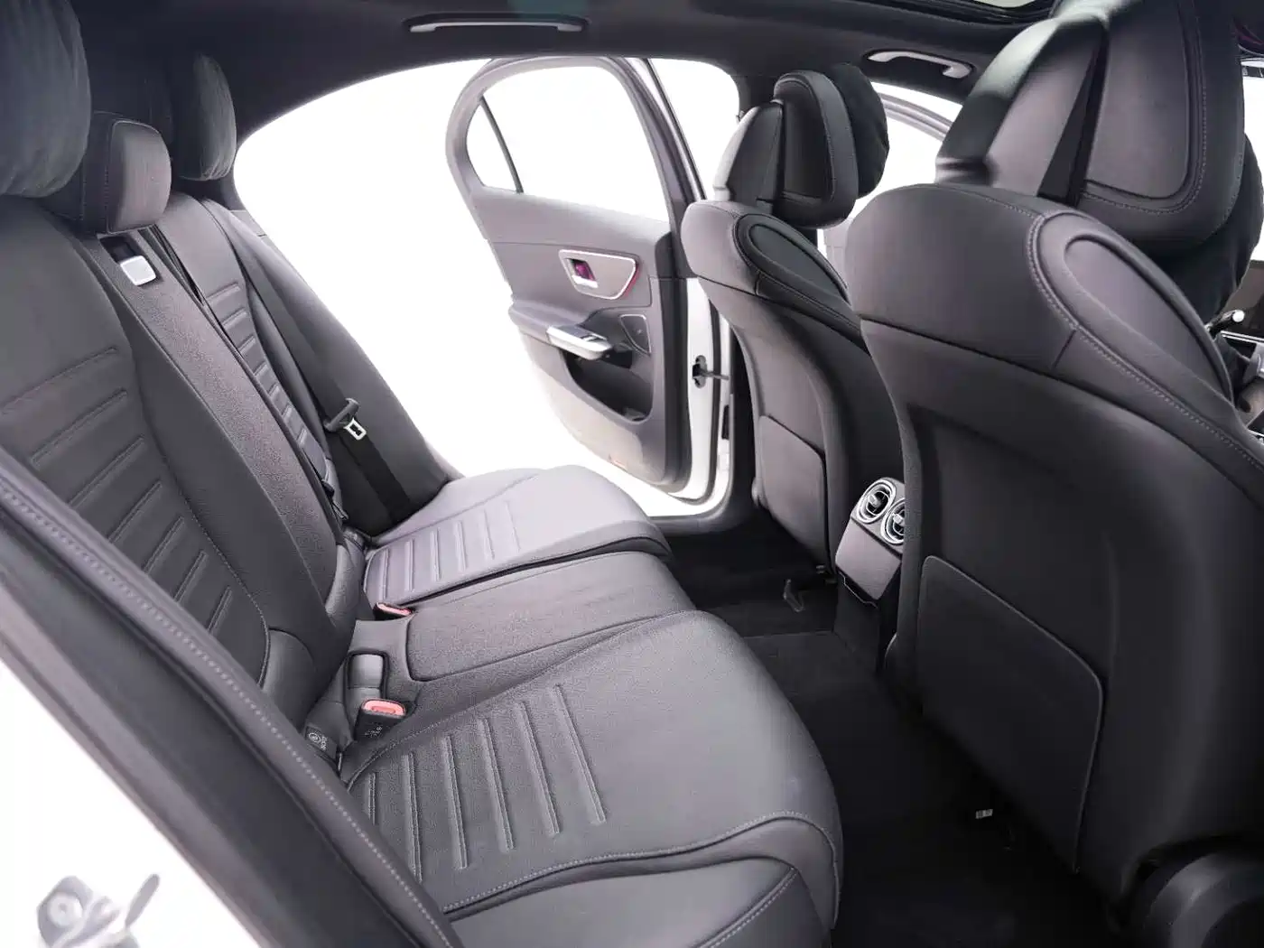 Mercedes-Benz C-Class 2024 C 260 L Sport фото 22