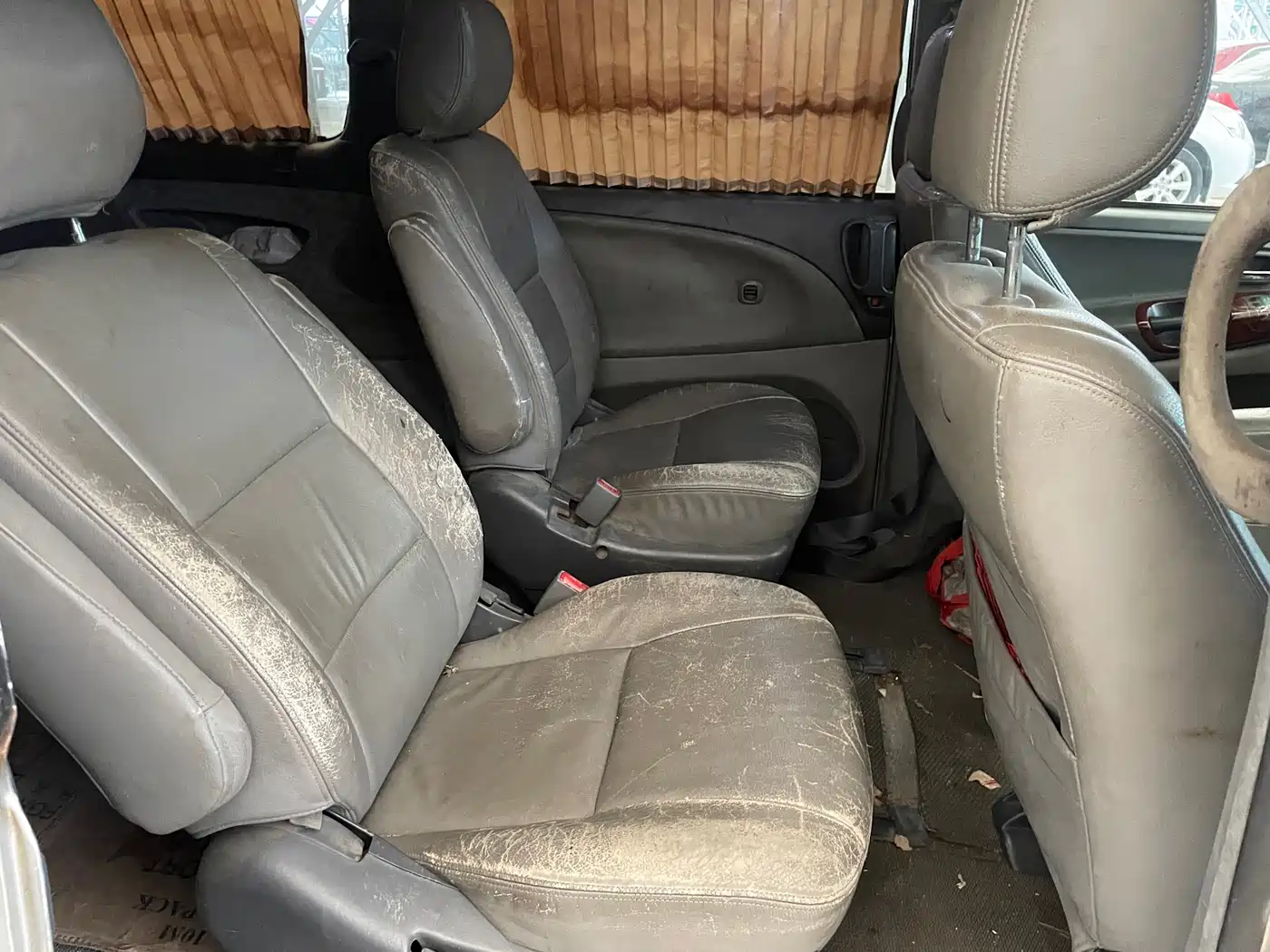 Toyota Previa фото 5