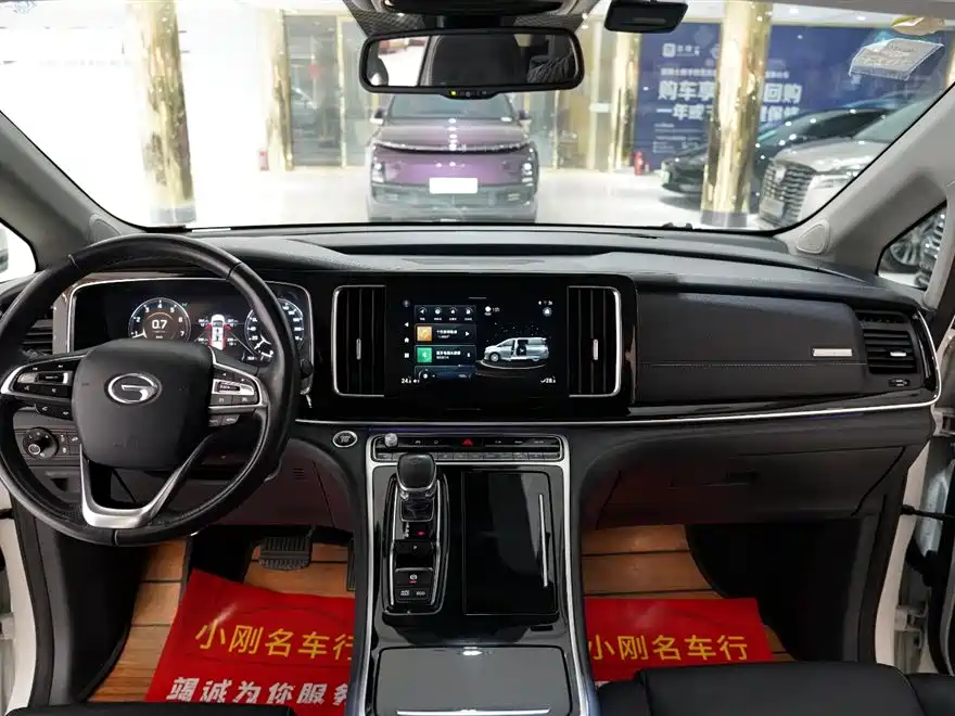 GAC Trumpchi Trumpchi M8 2021 Leading Show Series 390T Ultimate Edition фото 4