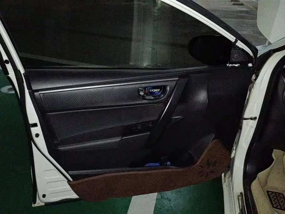 Toyota Levin 2014 1.6G-L CVT Premium Edition фото 7