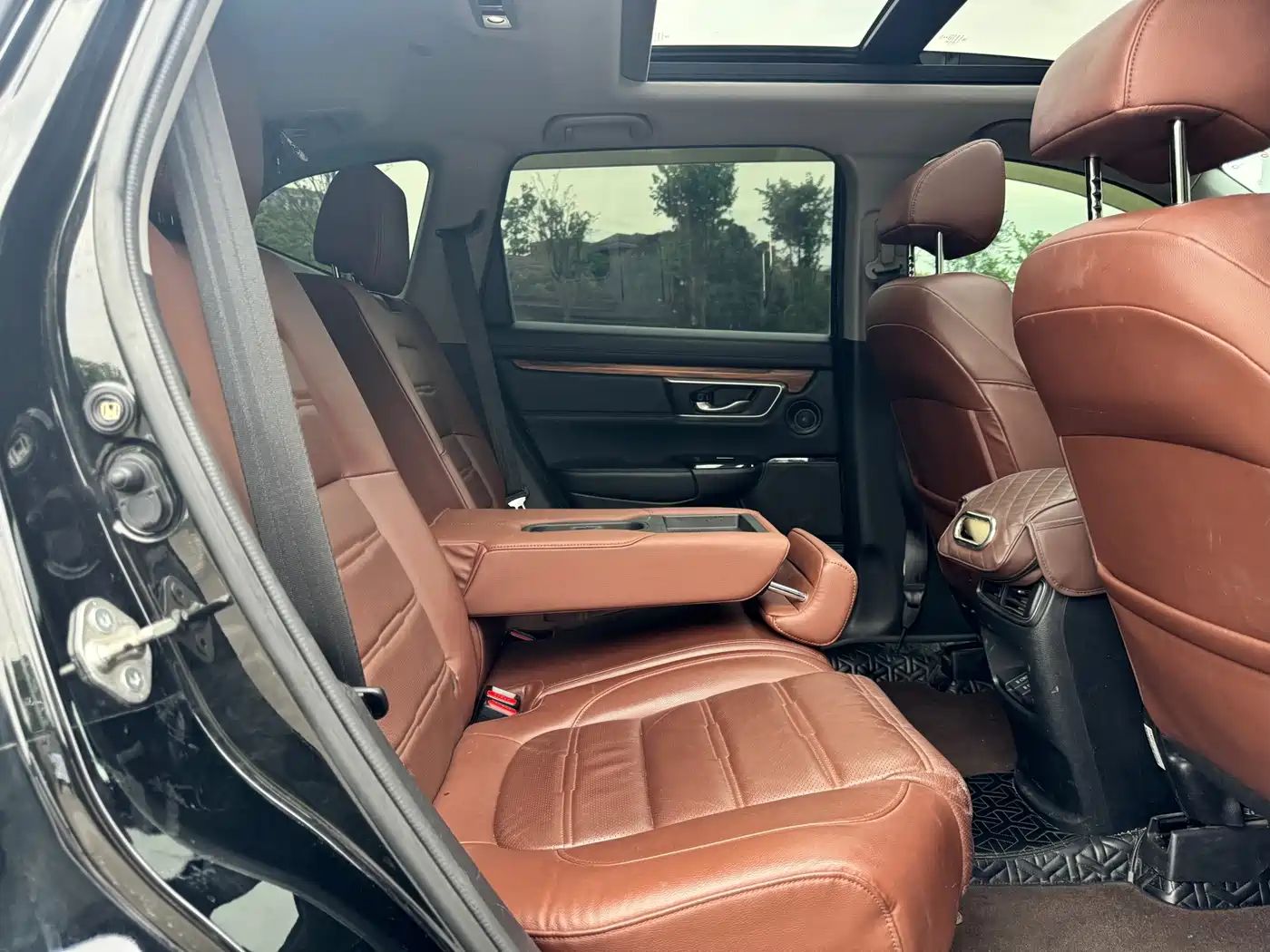 Фото 6 - Honda CR-V