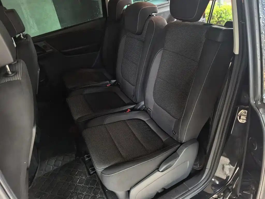 Volkswagen Sharan 2018 2018 380TSI Comfort 7-Seater