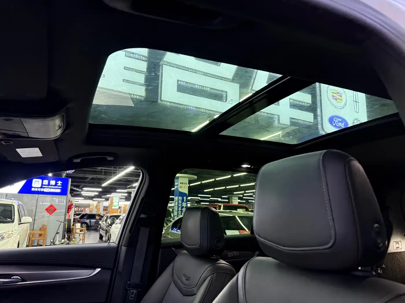 Cadillac XT6 2020 2021 28T 6-Seater AWD Style