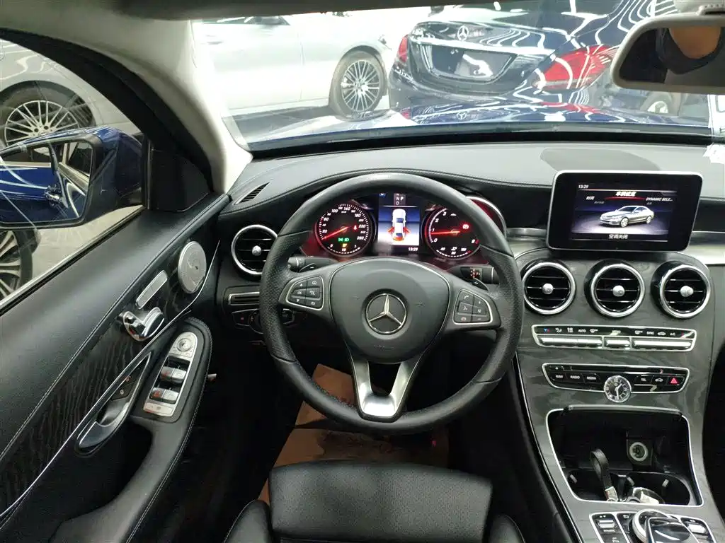 Mercedes-Benz C-Class 2017 Facelift C 200 L Sport Edition фото 11