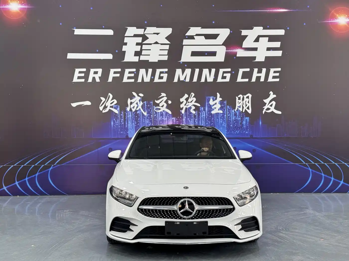 Mercedes-Benz A-Class 2020 A 180 L Sport Sedan фото 2
