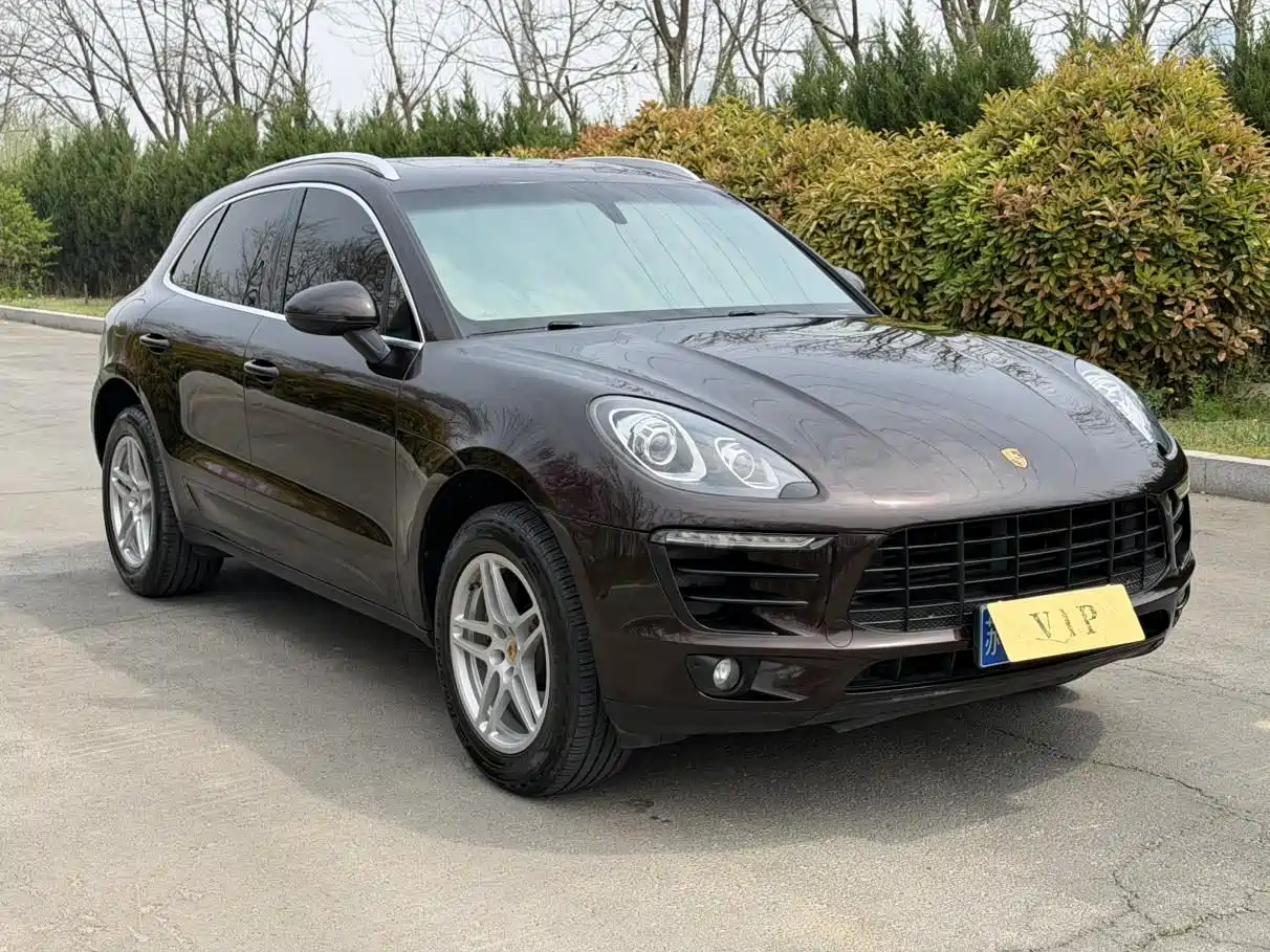Porsche Macan 2016 Macan 2.0T фото 3