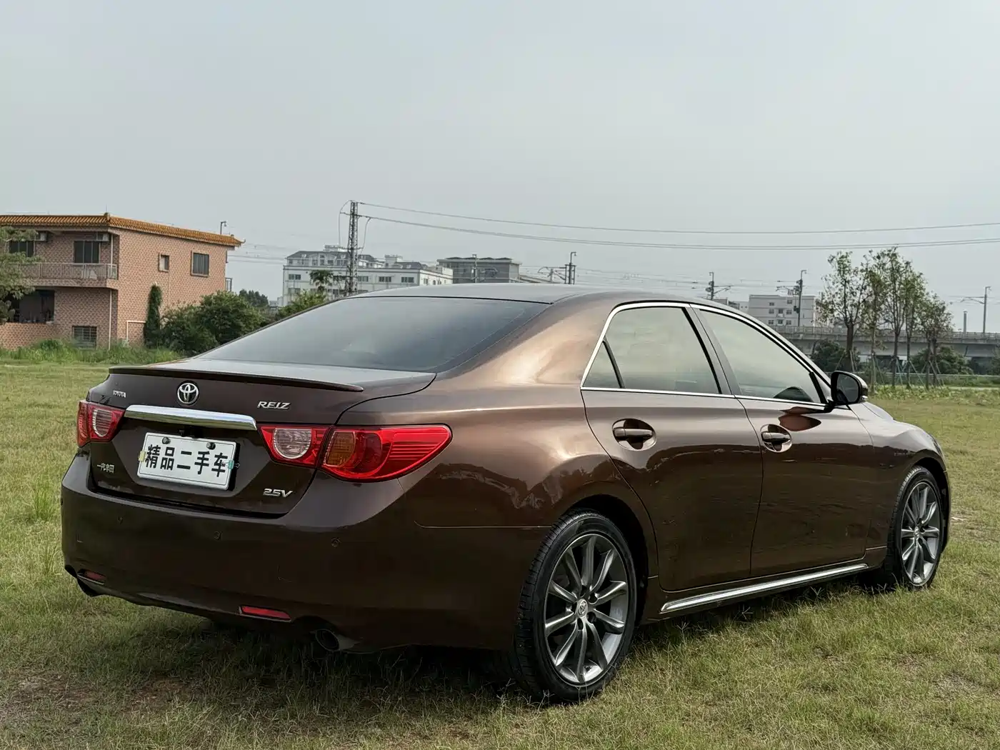 Toyota Reiz 2012 2.5V Grace Elite Styling Edition фото 8