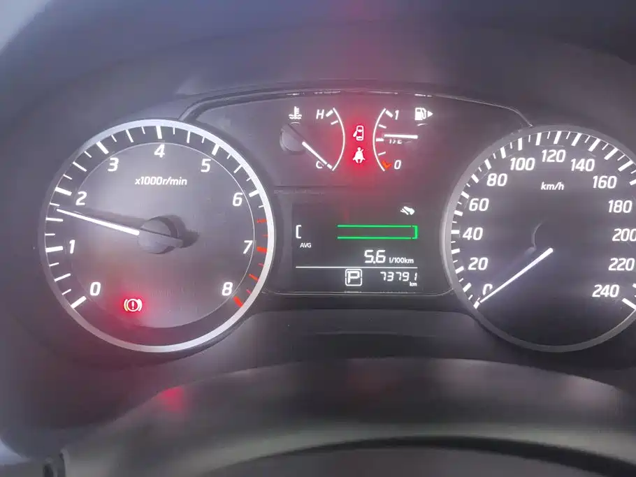 Nissan SYLPHY, миниатюра 14