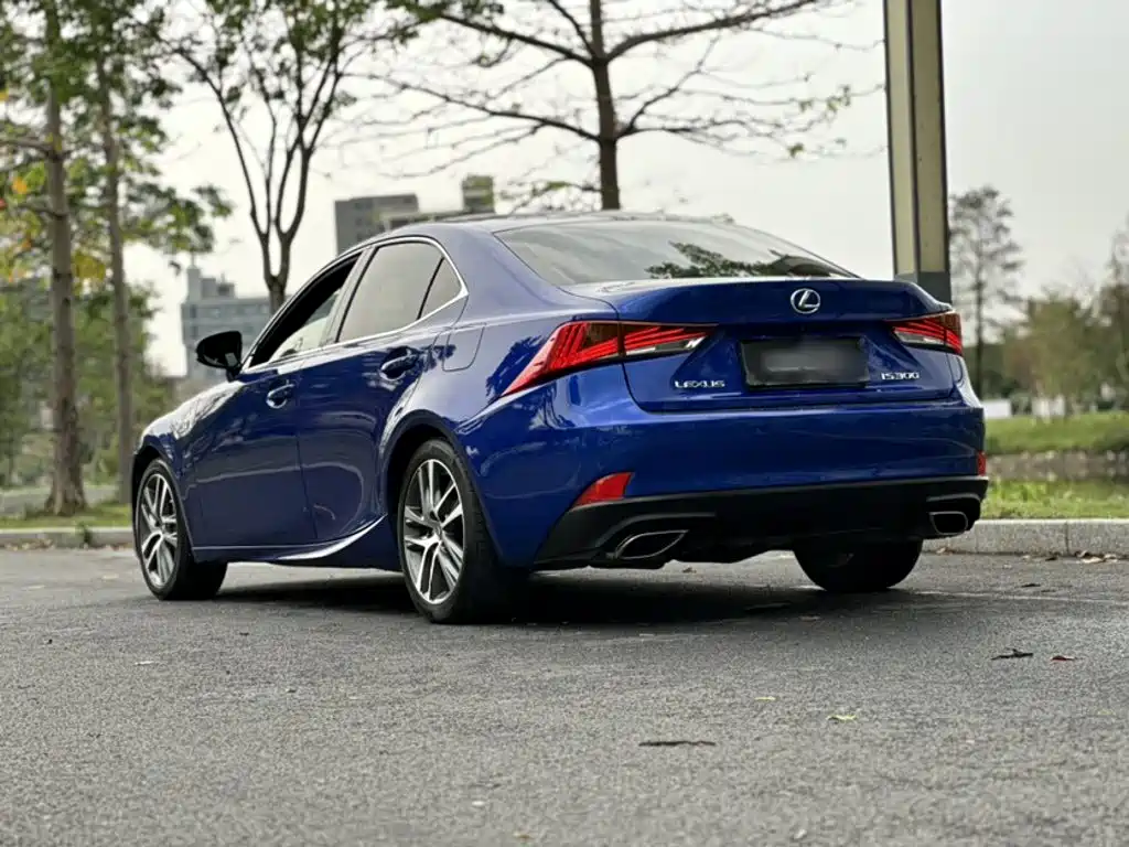 Lexus IS 2018 2017 300 F SPORT