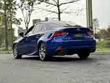 صورة 23 - Lexus IS