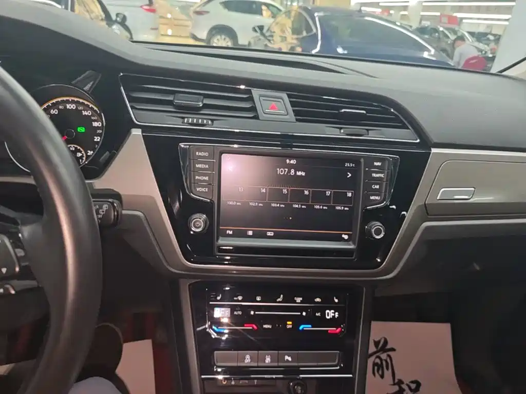 Volkswagen Touran, миниатюра 13