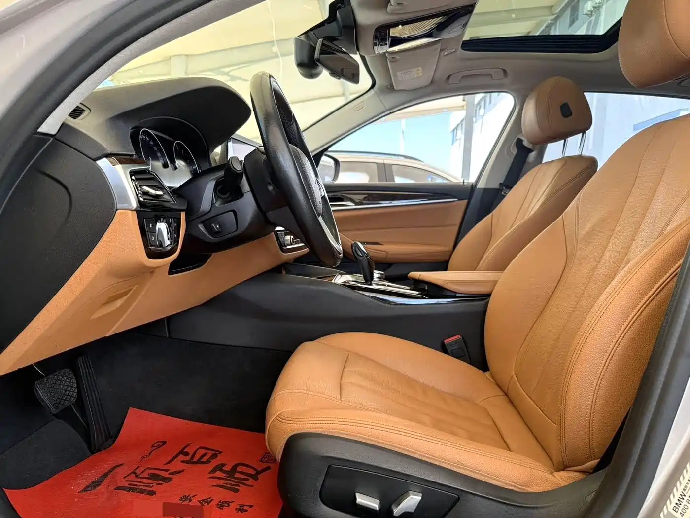 BMW 5 Series 2018 528Li Launch Special Edition фото 6