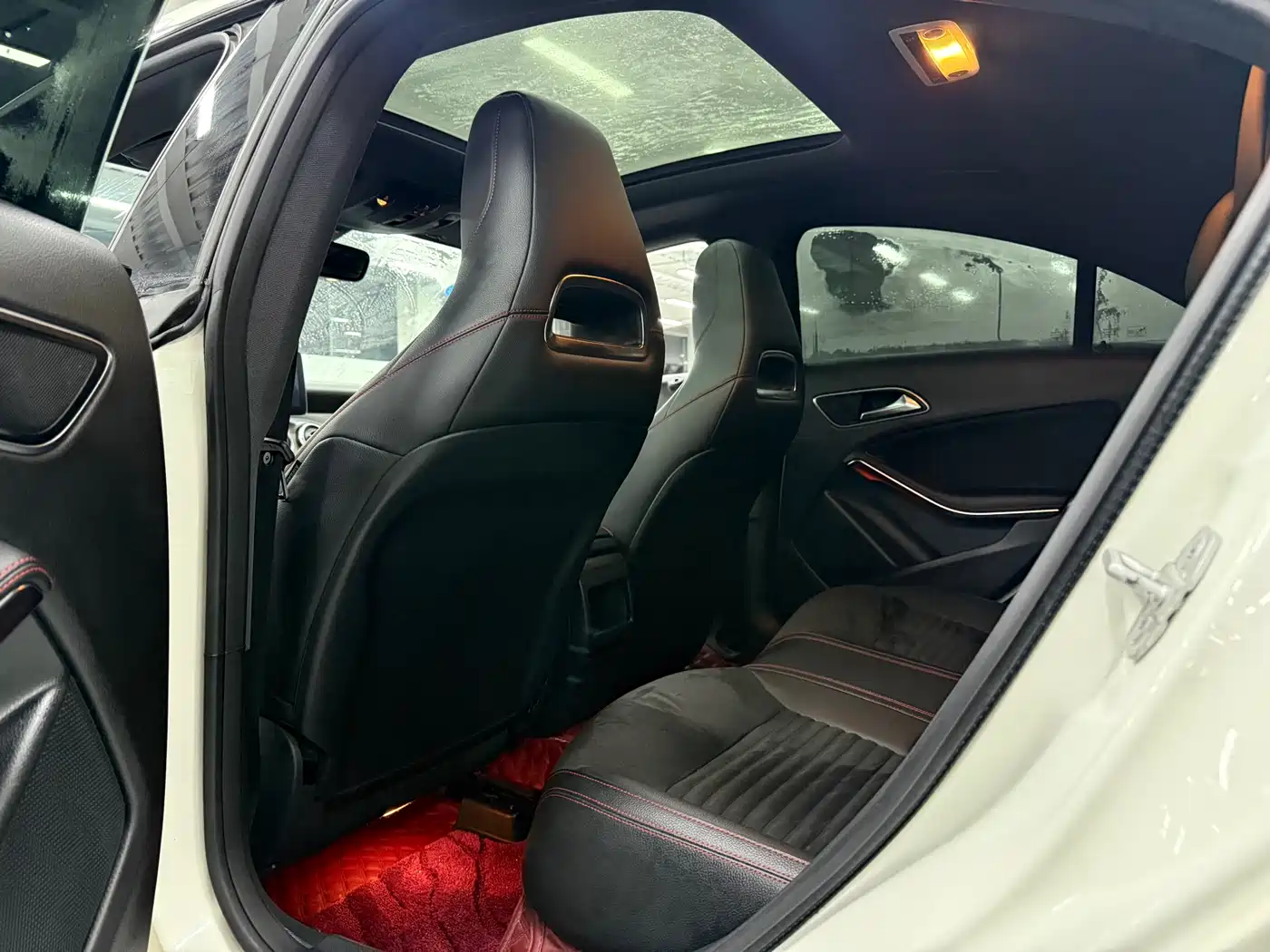 Mercedes-Benz CLA (Import) 2017 CLA 220 4MATIC фото 8