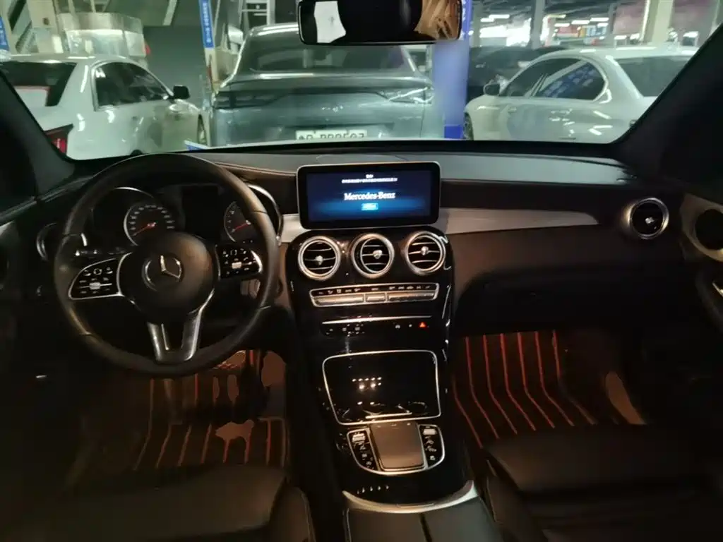 Mercedes-Benz GLC 2020 GLC 260 L 4MATIC Dynamic фото 10