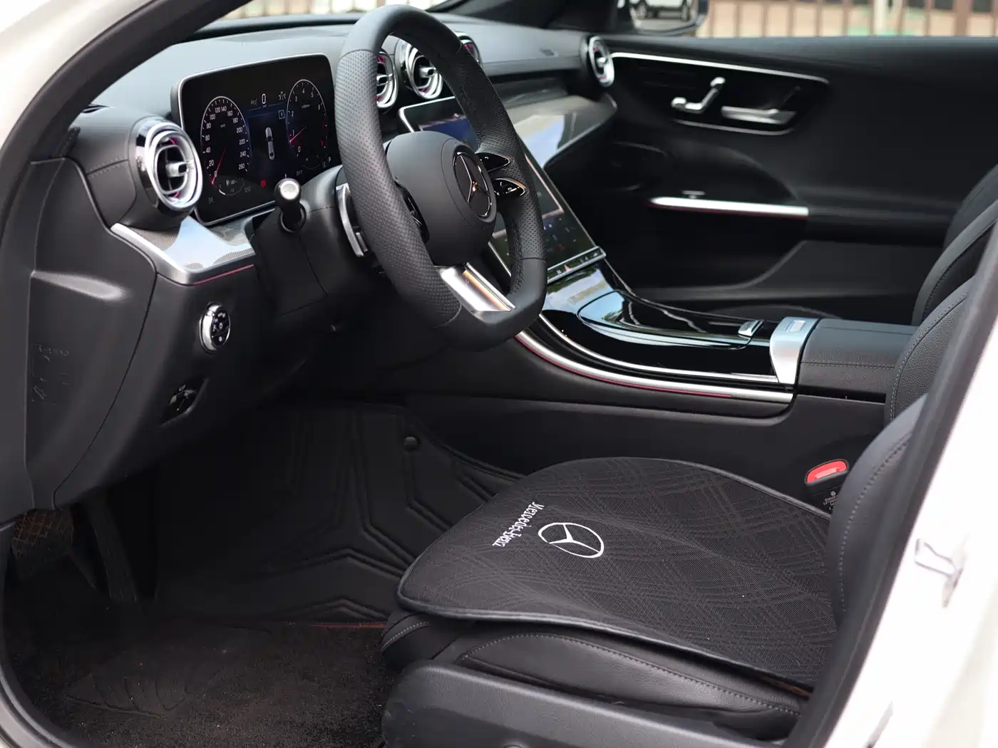 Mercedes-Benz C-Class 2024 C 260 L Sport фото 24