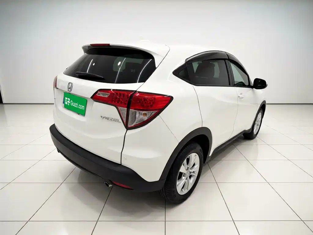 Honda Vezel 2015 2015 1.8L CVT FWD Elite