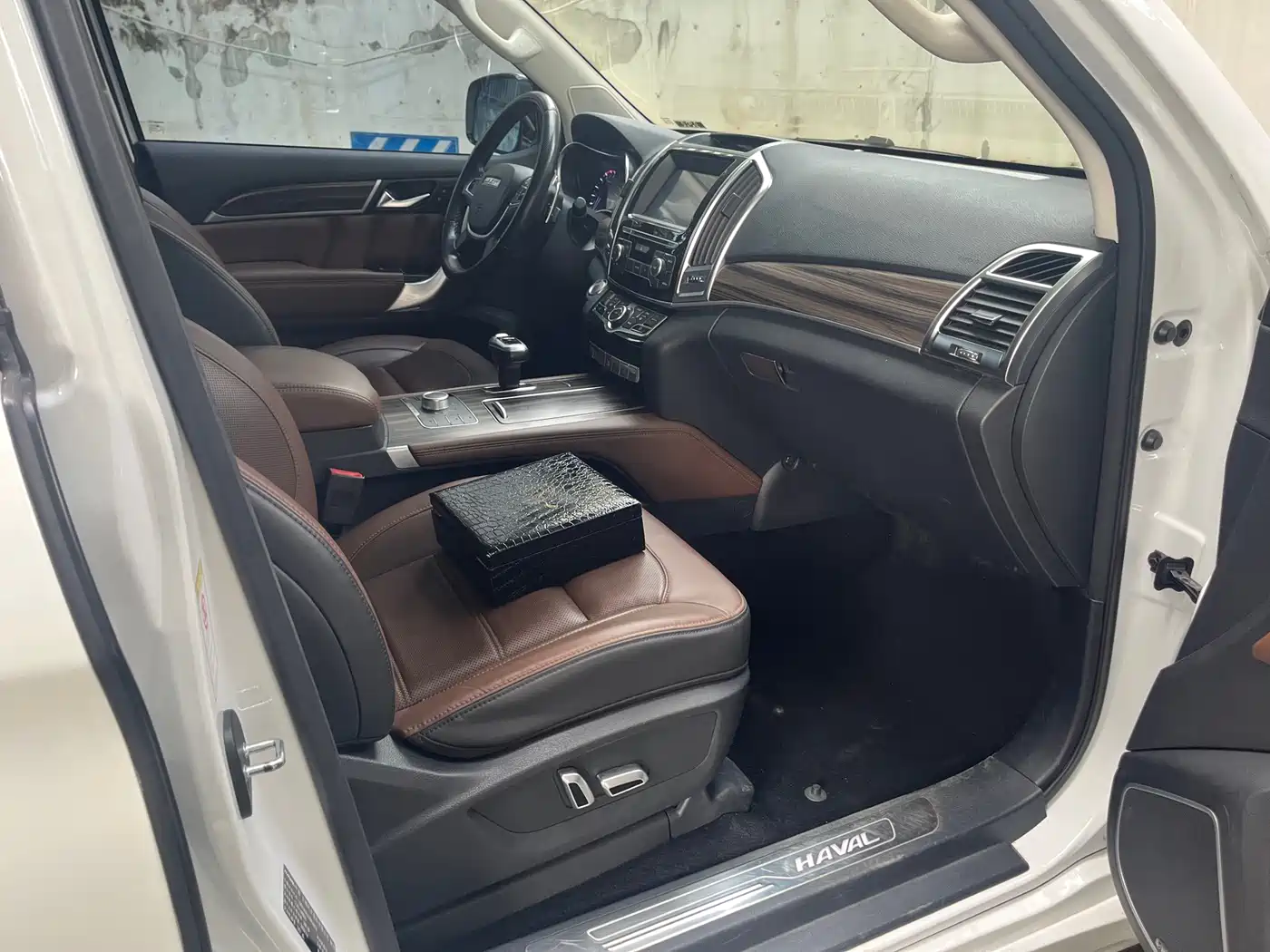 Haval H9 2017 2.0T Petrol 4WD Luxury 7-seater фото 15