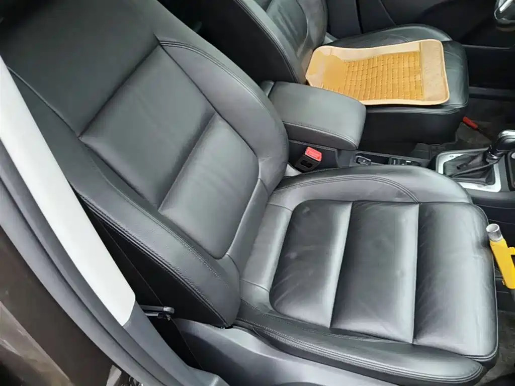 Volkswagen Sharan 2014 2.0TSI Luxury фото 25