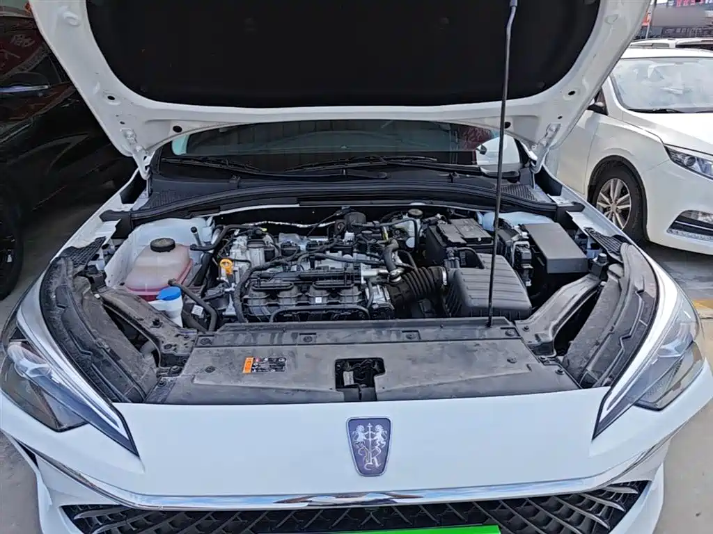 Roewe i5 2025 2023 1.5L CVT Luxury Edition