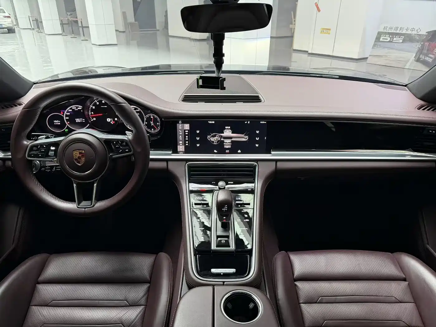 Porsche Panamera 2017 Panamera 3.0T фото 7