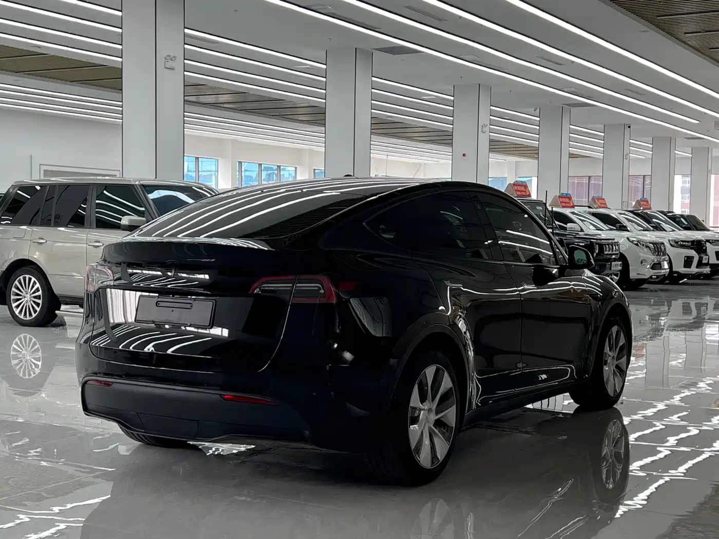 Фото 5 - Tesla Model Y