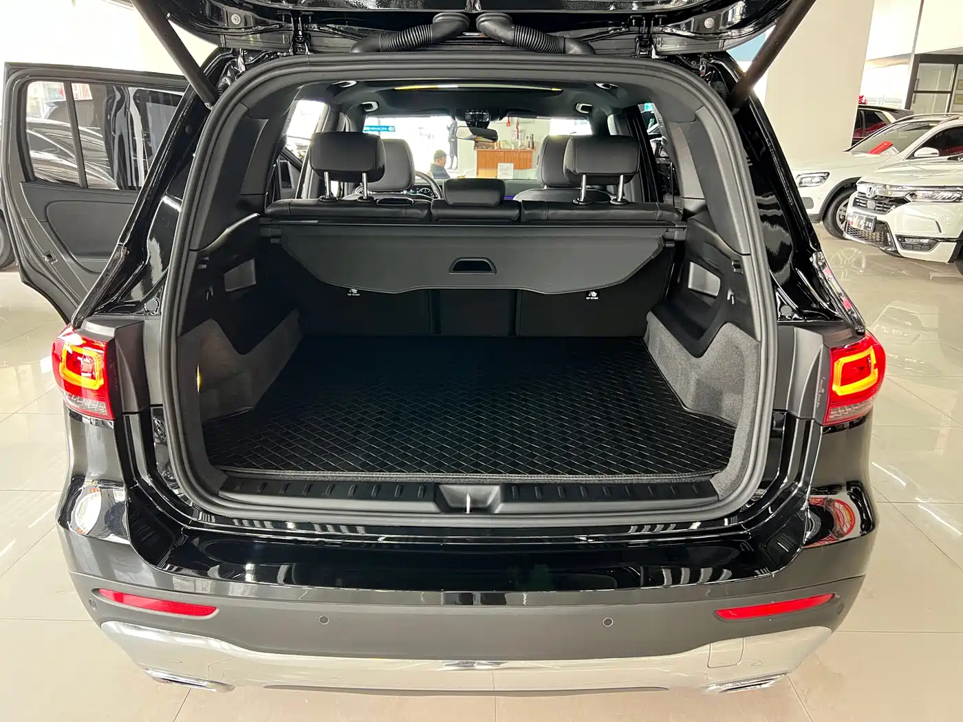 Mercedes-Benz GLB 2023 GLB 220 Dynamic фото 12
