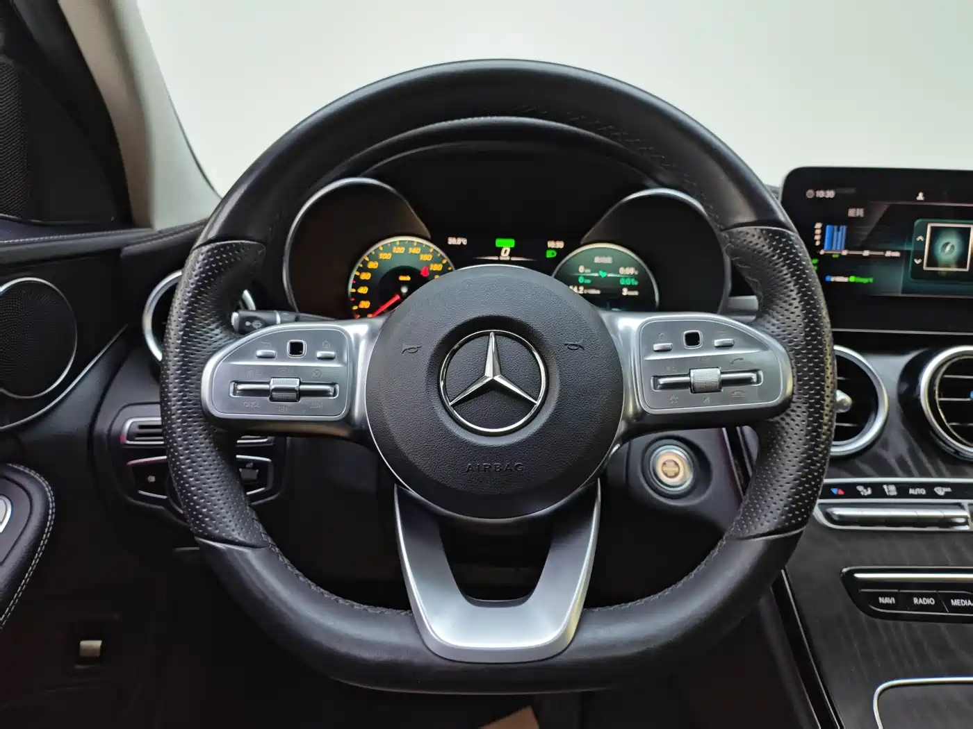 MERCEDES-BENZ C CLASS