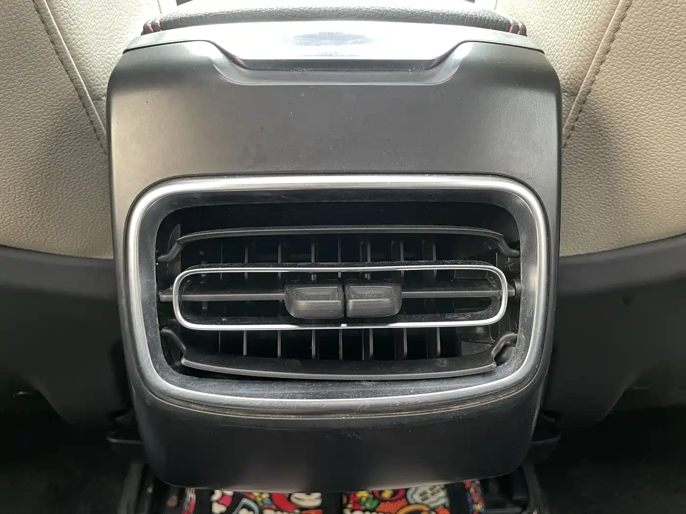Lynk & Co 02 2018 Model 1.5T DCT 2WD Yao Pro Edition China V фото 10
