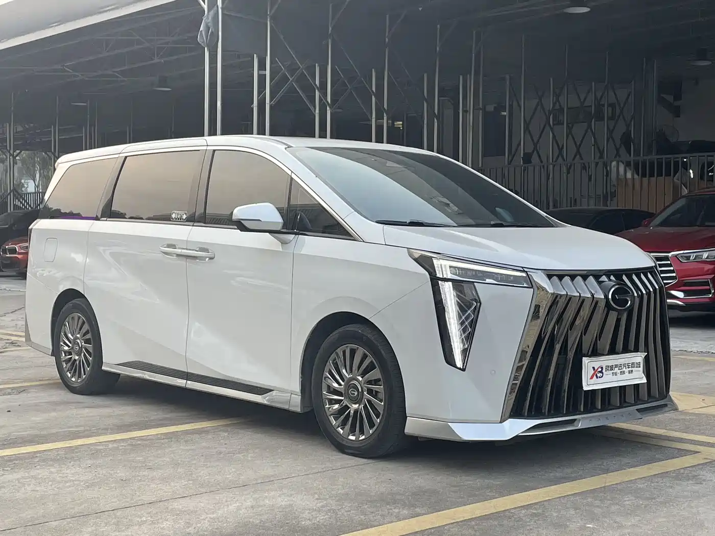 GAC TRUMPCHI M8