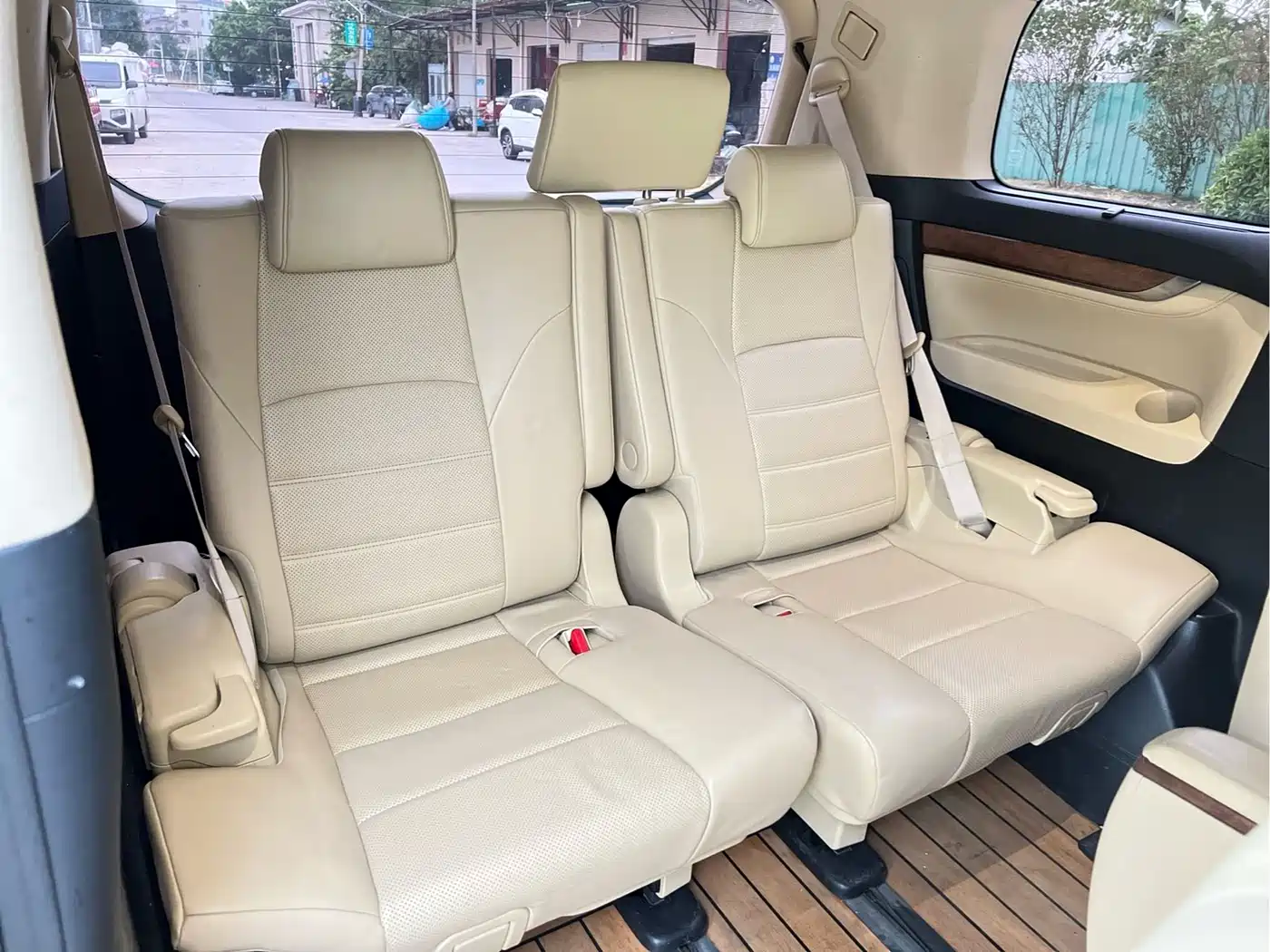 Toyota Alphard 2015 3.5L Premium Edition фото 6
